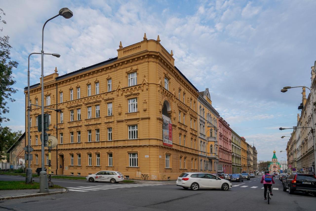Lucy'S Apartments Olomouc Dış mekan fotoğraf